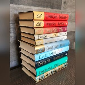 Danielle Steel Books hardcover Lot Of 10